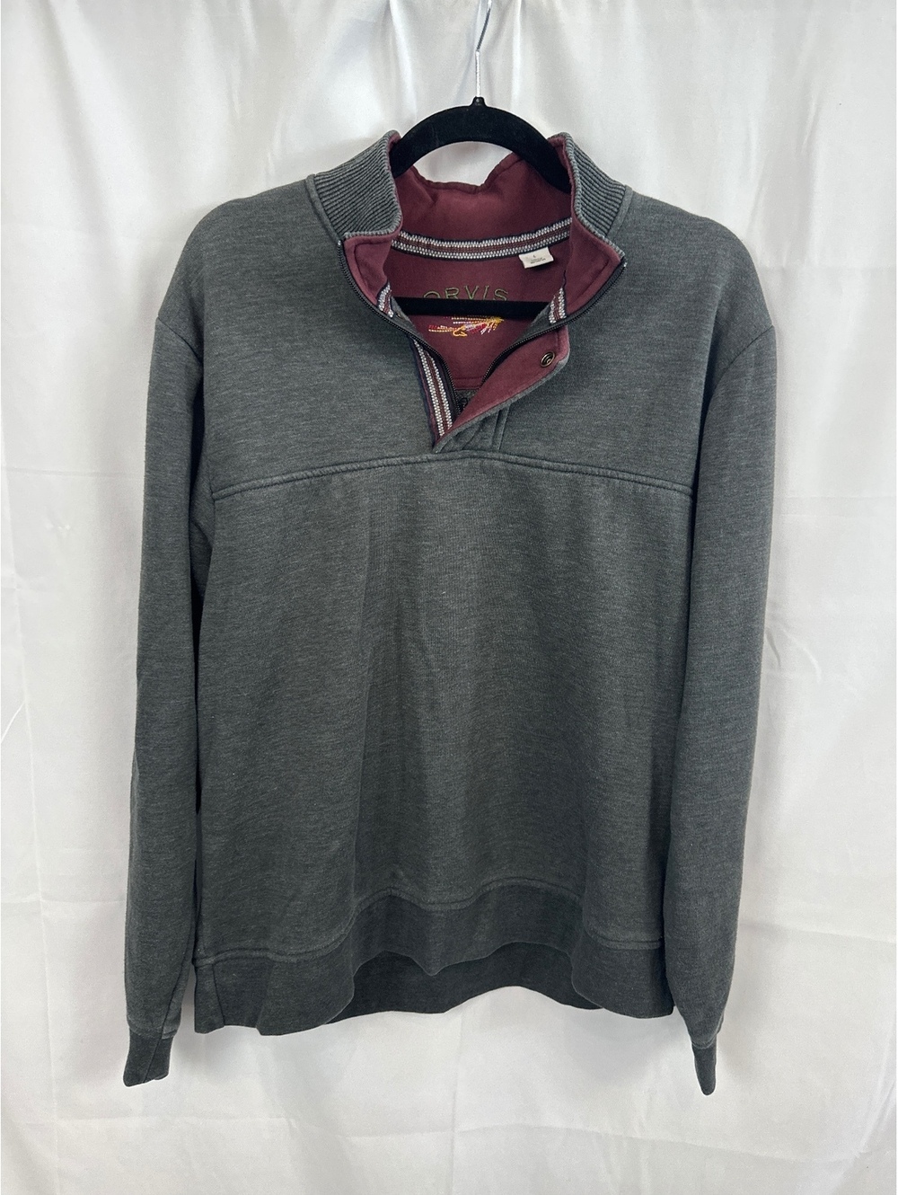 Orvis Men's Gray Pullover Sweatshirt with Button Neck